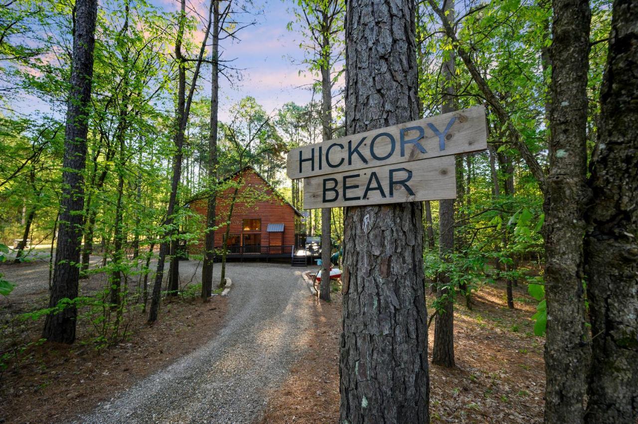 Hickory Bear - Cabin Surrounded By Pines, Sleeps 10, Hot Tub, Fire Pit, Arcade, Foosball Table & Deck Slide Villa Broken Bow Exterior photo